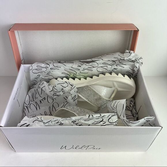 WILD PAIR- Kalabasas Thong Wedge Sandals - Picture 13 of 13